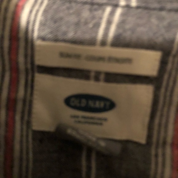 Button down shirt - Picture 2 of 4